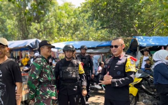 Sat Brimob Polda Jabar Monitoring Situasi Pantai Cijeruk Indah Kabupaten Garut
