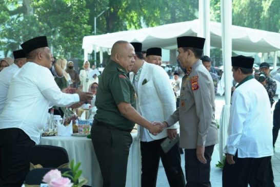 Kapolda Jabar Hadiri Undangan Gubernur Jabar Silaturahmi Halal Bihalal Idul Fitri 1444 Hijriah