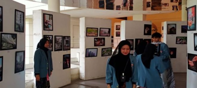 Mahasiswa Ilmu Komunikasi UPI 2022 Gelar Pameran Fotografi