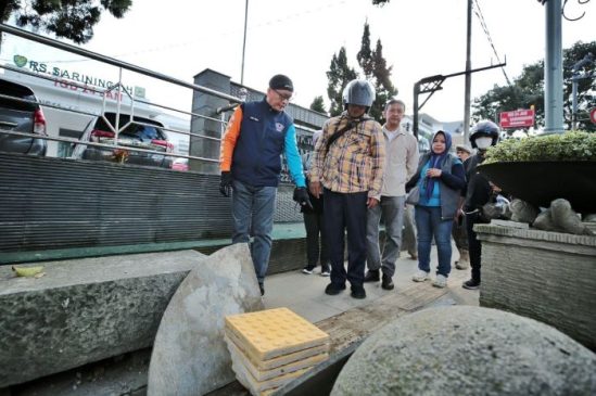 Pemkot Bandung Segera Bentuk Satgas Trotoar, Tertibkan Parkir Liar
