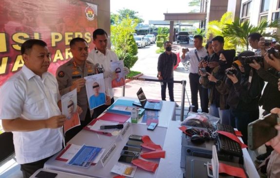 Ungkap Judi Online di Wilayah Polres Cianjur, Polda Jabar Amankan 3 Terduga Admin Judi