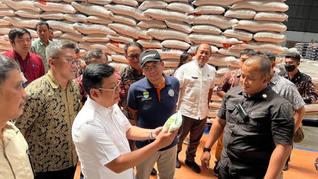 Tedy Rusmawan Minta Pemangku Kepentingan Perhatikan Stok Minyak Goreng dan Daging Kerbau