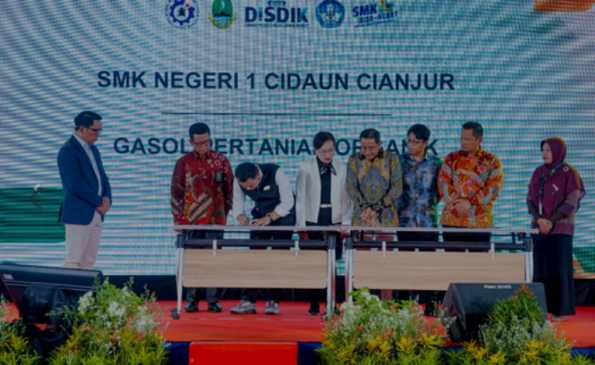 Kadisdik Jabar Tandatngani MoU dengan 110 Industri untuk Capai 100 SMK BLUD