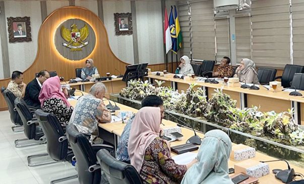 Pansus 3 DPRD Kota Bandung Laksanakan Rapat Kerja Bahas Raperda Penyelenggaraan Pangan
