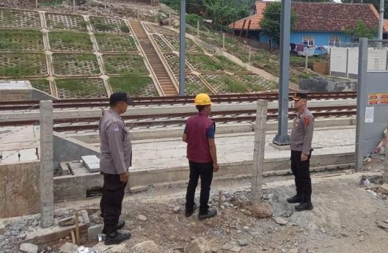 Polda Jabar Intens Patroli di Sekitar Jalur KCJB