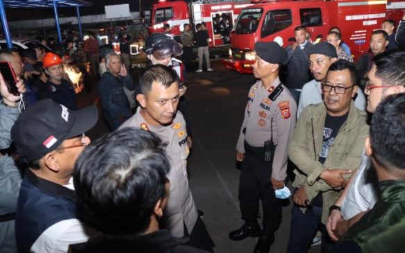 Polisi Selidiki Penyebab Kebakaran Pasar Sadang Serang Bandung