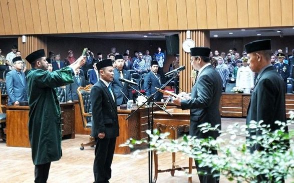 DPRD Kota Bandung Lantik Tanu Wijaya Sebagai Anggota DPRD Melalui Mekanisme PAW