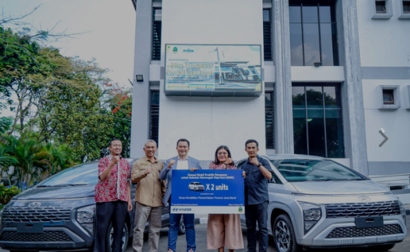 Disdik Jabar Terima 2 Unit Mobil Dari PT HMMI Untuk Pembelajaran di SMK