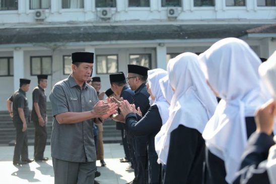 Ema Sumarna Lantik 751 Jafung dan PPPK