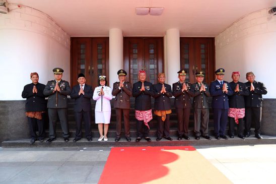 Pimpinan dan Anggota DPRD Kota Bandung Hadiri Upacara Peringatan HJKB ke-213