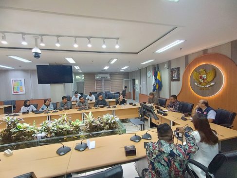 DPRD Kota Bandung Ajak Warga Tinggalkan Penggunaan Asbes