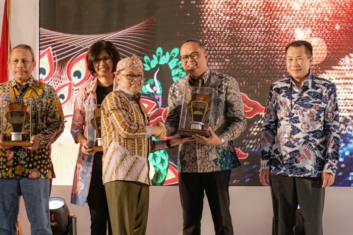 Di Forum PTBI, bank bjb Berhasil Raih BI Award 2023 (3)