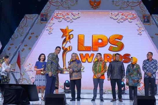 Di HUT LPS ke-18, bank bjb Gaet Penghargaan LPS Banking Award 2023