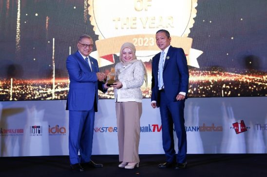 Tiga Direksi bank bjb Raih Penghargaan dari Infobank