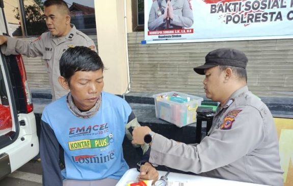 Bakso Rebon Turut Warnai Bazar Murah Ramadan di Mapolresta Cirebon