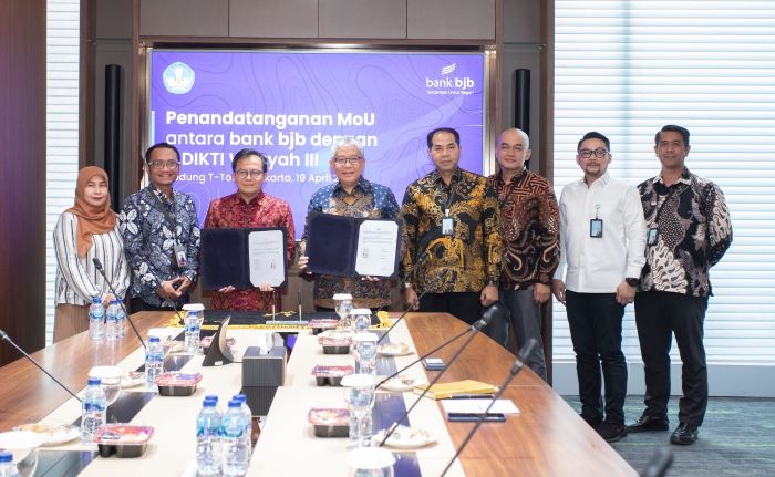 Perkuat Kualitas Perguruan Tinggi, bjb dengan LLDIKTI III Tandatangai MoU (2)
