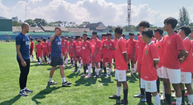 Nova Arianto Bersama Markus Haris Maulana Dirikan Akademi Sepakbola