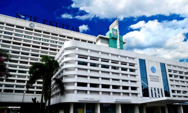 Ikut Meningkatkan Kualitas Pendidikan, bank bjb Dukung Pendirian STIE Ekuitas