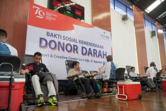 Kerjasama dengan PMI, bank bjb Gelar Donor Darah Saat Perayaan HUT RI ke-79