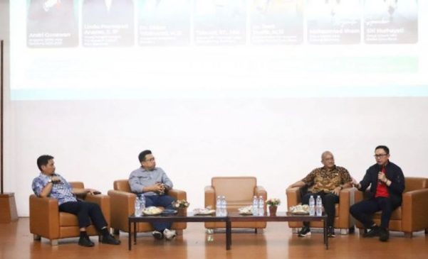 Anggota DPRD Kota Bandung Andri Gunawan Ajak Mahasiswa Cermati Kebijakan Anggaran Pemkot Bandung