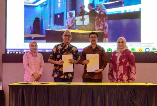 Bangun Ekosistem Pendidikan Kewirausahaan Berbasis Global, USB YPKP Bandung Tandatangani MoU dengan Wadhwani Operating Foundation