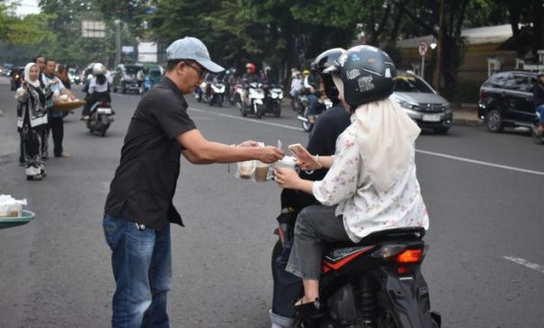 Pokja PWI Kota Bandung Laksanakan Kembali Program PWI BERBAGI di Bulan Ramadan 1446 H (1)