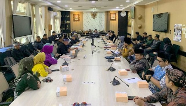 Komisi IV Terima Audiensi dari Forum Komunikasi Guru Kota Bandung