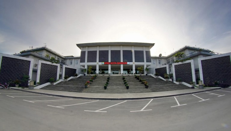 Dudy Himawan dan Erick Darmadjaya Berikan Dukungan Siskamling Kesiapsiagaan Bencana Dalam Bentuk Program Aspirasi Masyarakat