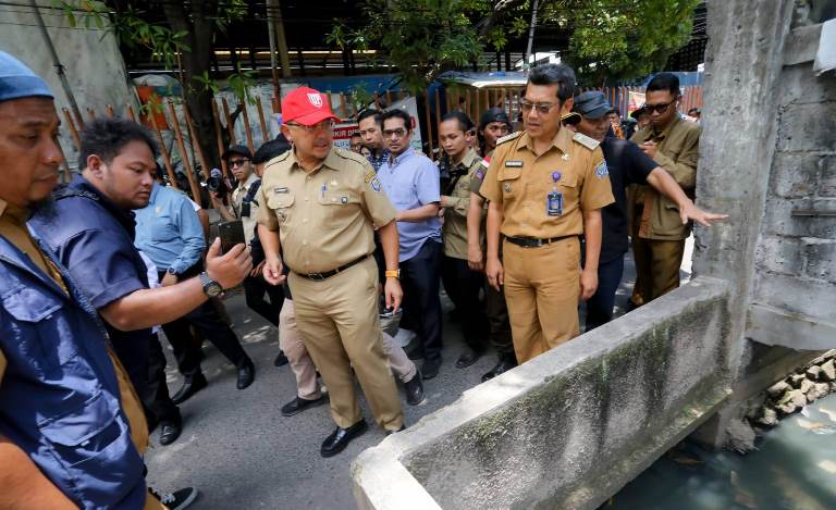 Farhan Tinjau Langsung Titik Rawan, Siapkan Solusi Konkret Atasi Banjir di Kelurahan Mekar Mulya