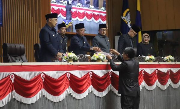 Terkait 4 Raperda Usulan Pemkot Bandung, Ini Pandangan Umum Fraksi PKS