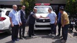 BRI Perkuat Layanan Kesehatan Masyarakat Bandung Lewat Bantuan Ambulans