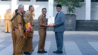 Farhan Apresiasi Dedikasi ASN dan Purna Bakti Pemkot Bandung Usai Libur Lebaran