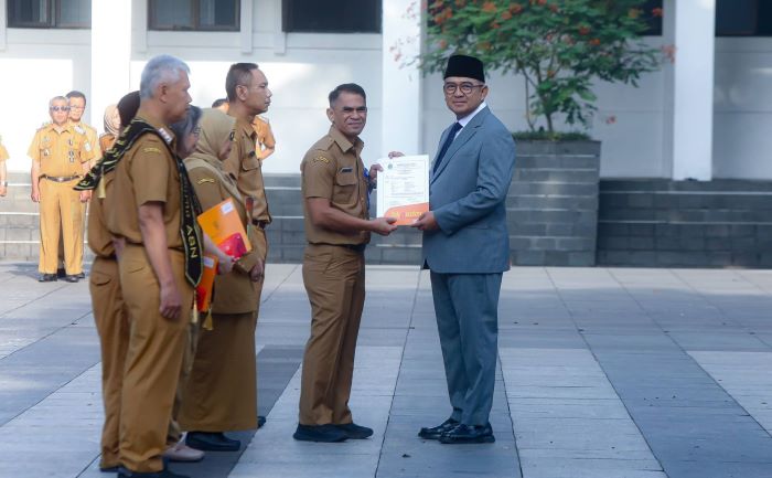 Farhan Apresiasi Dedikasi ASN dan Purna Bakti Pemkot Bandung Usai Libur Lebaran