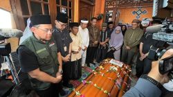 BAZNAS Jabar dan Gubernur Salurkan Santunan Korban Kecelakaan KRL–KA Argo Bromo di Bekasi