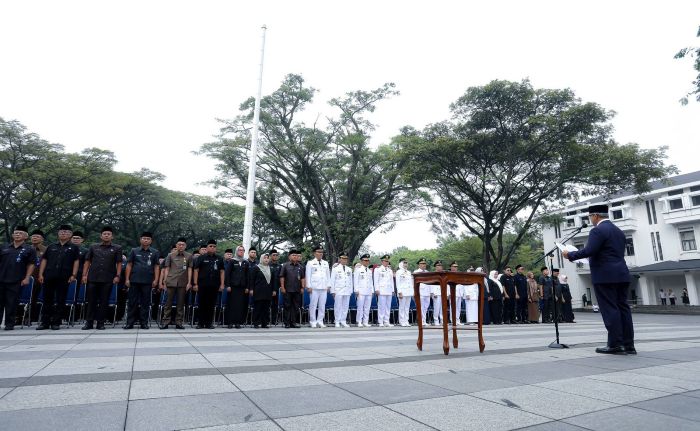 Lantik 169 Pejabat, Wali Kota Bandung Tekankan Integritas dan Sinergi Pelayanan Publik