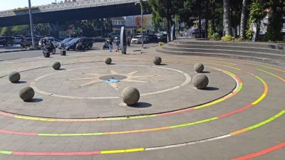 Libur Lebaran, Taman Kota di Bandung Ramai Pengunjung namun Tetap Bersih