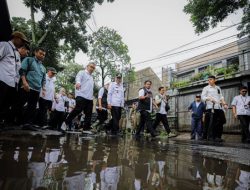 Monitoring Wilayah Bandung, Muhammad Farhan Tekankan Penataan PKL, Drainase, dan Sanitasi di Panjunan