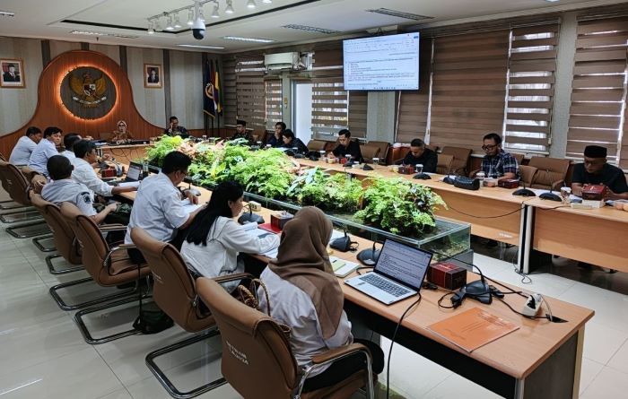 Pansus 13 DPRD Kota Bandung Soroti Sanksi Efek Jera dalam Raperda Trantibum Linmas