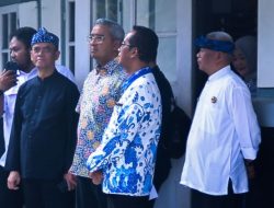 Tinjau TKA di SMPN 1 Bandung, Farhan Pastikan Pelaksanaan Ujian Nasional Berjalan Lancar