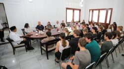 Wali Kota Bandung Perkenalkan Sejarah Kota kepada Pelajar Australia di Pendopo