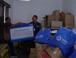 BRI Peduli Salurkan Bantuan Rp50 Juta untuk Korban Kebakaran di Regol Bandung
