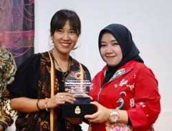 Nina Fitriana Sutadi Serukan Perempuan Jadi Penggerak Perubahan di Forum Gemintang Suara Campernik
