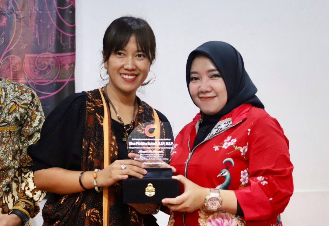 Nina Fitriana Sutadi Serukan Perempuan Jadi Penggerak Perubahan di Forum Gemintang Suara Campernik