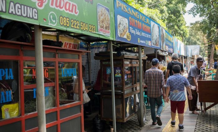 Trotoar Hak Pejalan Kaki, Pemkot Bandung Siapkan Penataan Humanis PKL