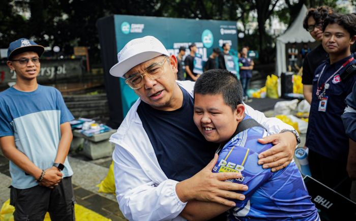 Farhan Yakin Persib Hattrick Juara, Bobotoh Diingatkan Rayakan dengan Tertib