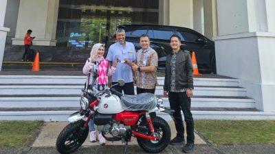 Merchant Sky Tree Coffee Raih Honda Monkey dari Program Merchant Lucky Ride BRI Bandung