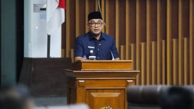 Wali Kota Bandung Jawab Pandangan Fraksi DPRD, Tiga Raperda Strategis Siap Dibahas Pansus