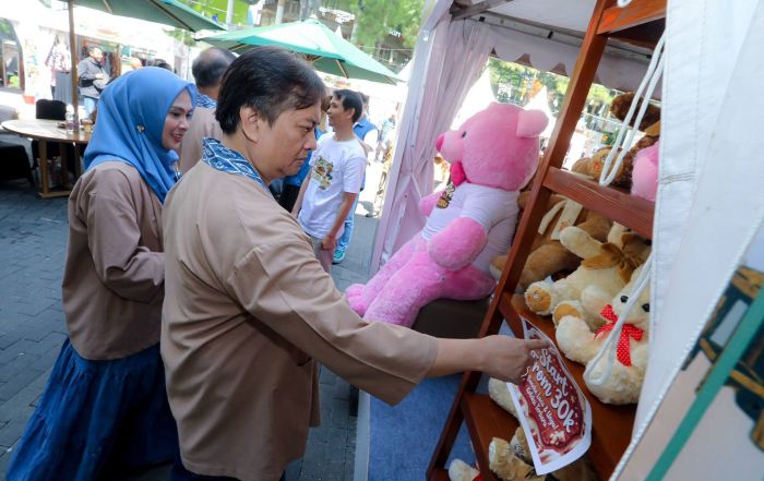 38 UMKM Ramaikan Festival Sentra Industri dan All About Tahu 2026 di Bandung, Jadi Ajang Belanja Produk Lokal