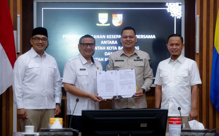 Bandung dan Pekanbaru Jalin Kerja Sama Transformasi Digital, Fokus Tata Fiber Optik dan Layanan Publik