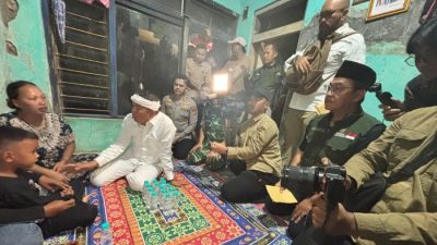 Gubernur Dedi Mulyadi dan BAZNAS Jabar Salurkan Santunan Rp300 Juta untuk Keluarga Korban Kecelakaan di Indramayu